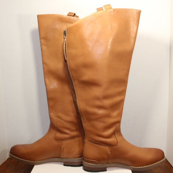 FRANCO SARTO Women's Meyer Knee High Boot WITH WIDE CALF - Picture 2 of 3